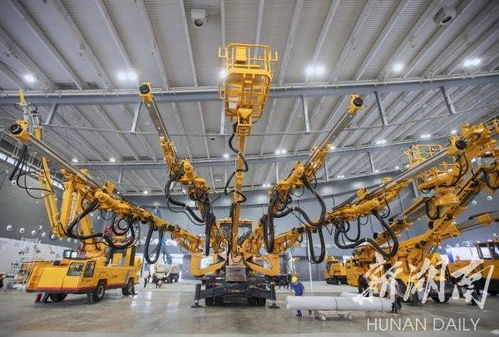 鋼臂直指云天——2021長(zhǎng)沙國(guó)際工程機(jī)械展開(kāi)幕首日見(jiàn)聞